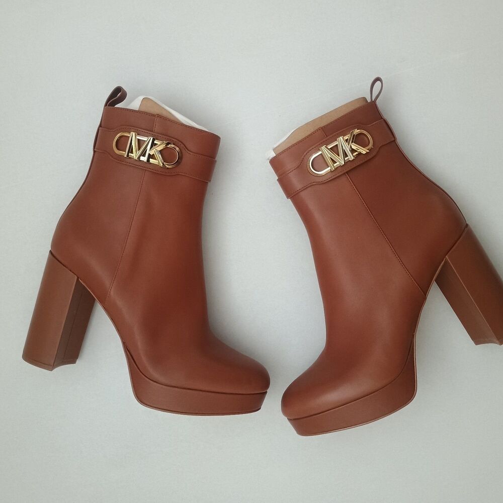 Michael Kors Parker Boots Brown 9.5 (NWT)